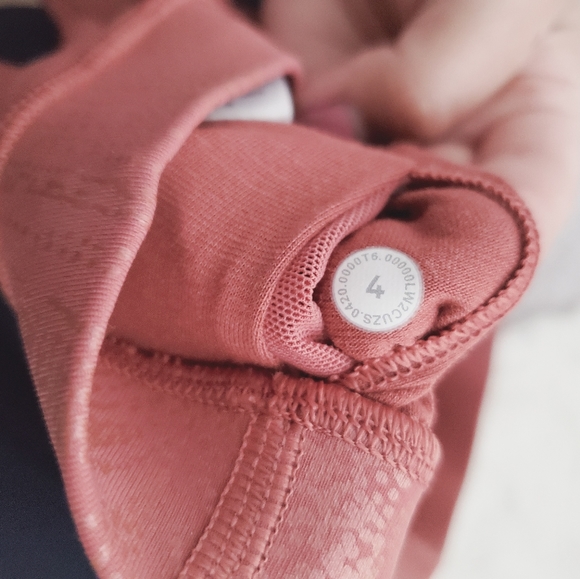 LULULEMON Energy Bra *Shine Special Edition - Picture 5 of 5